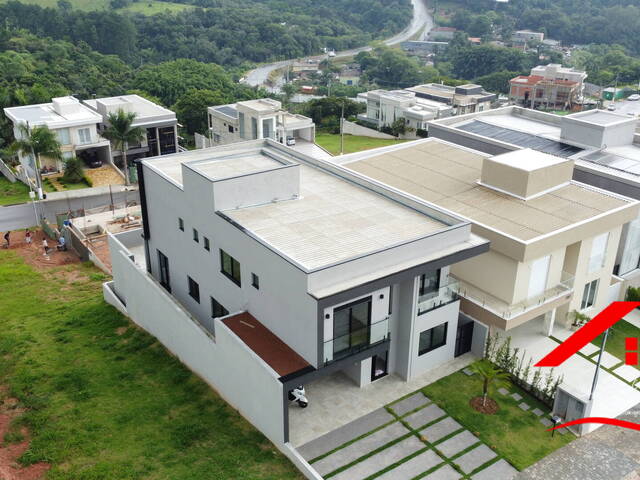 Casa para Venda em Santana de Parnaíba - 4