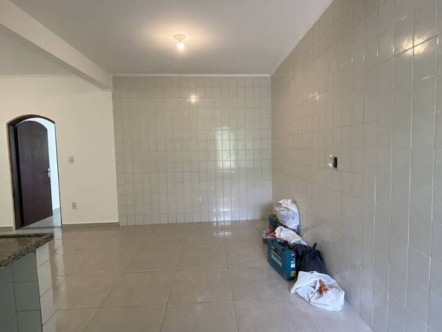 #205 - Casa para Venda em Carapicuíba - SP