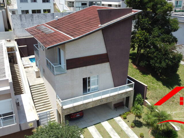 #215 - Casa em condomínio para Venda em Santana de Parnaíba - SP